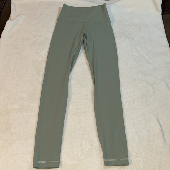 Lululemon Align Pant 25" Size 2 - Picture 3 of 12